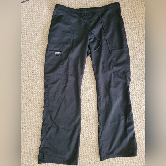 Black Scrubs. Top and bottom - Picture 5 of 8